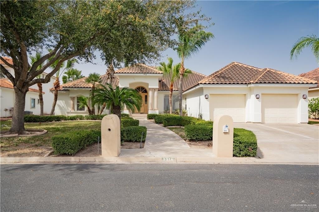 2316 Red River Drive