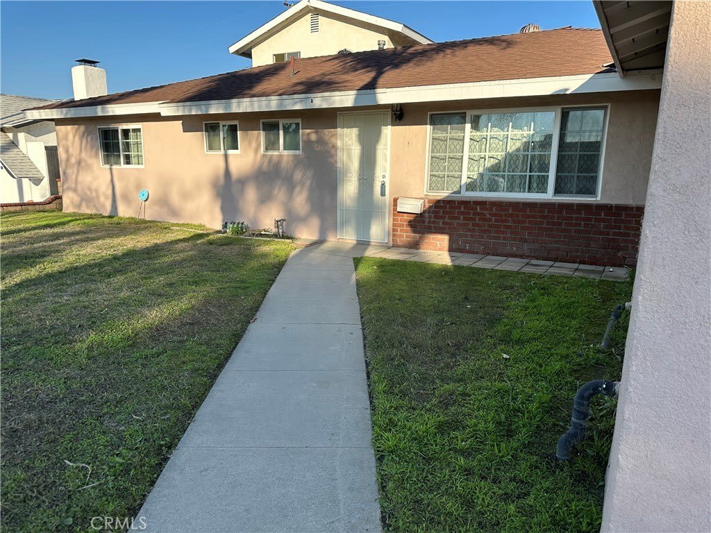 1254 N Siesta Street