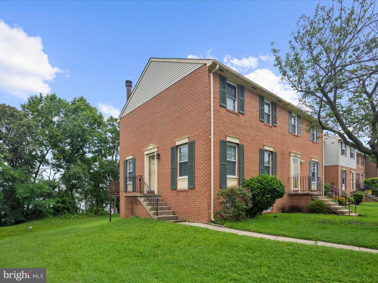 855 DE FRANCEAUX Harbor