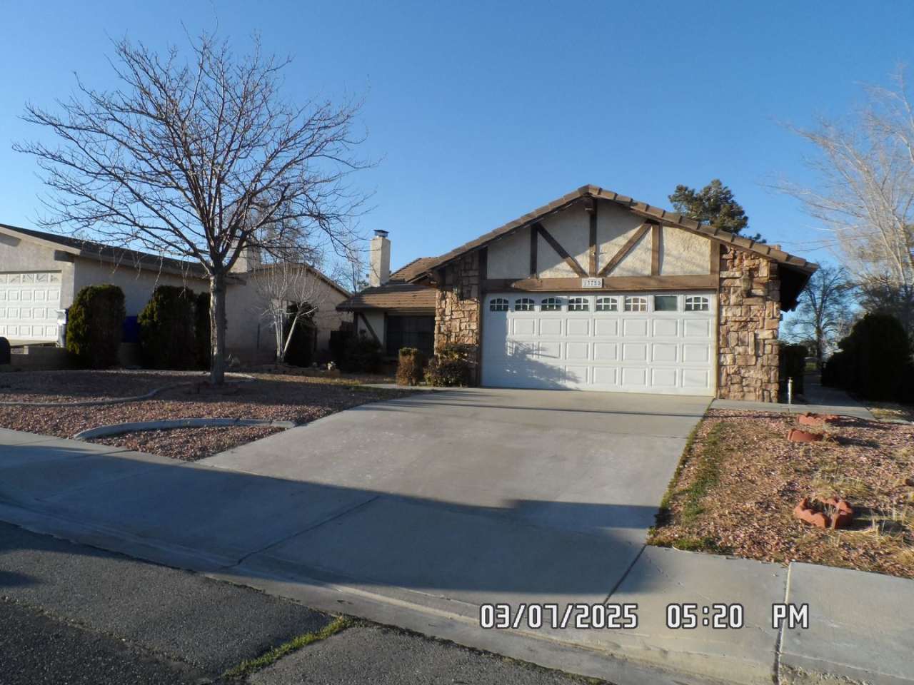 3 bedrooms, 1.75 bathrooms, on Victorville golf course, 2 car garage, near freeway access  shopping.