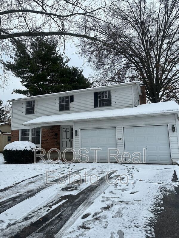 1601 E Sandalwood Pl