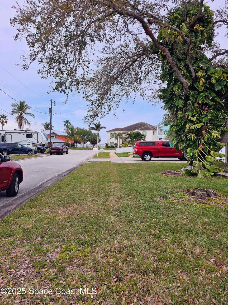 1735 E Central Avenue