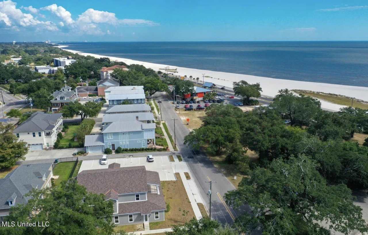 1822 15th Street lot: A