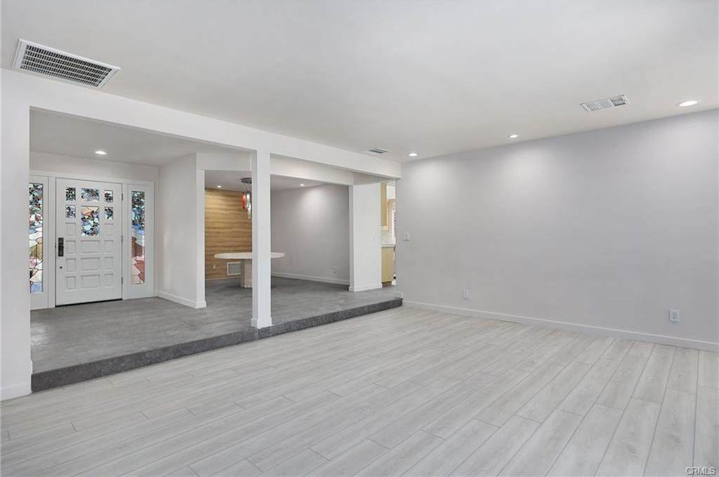 5047 Orrville Avenue