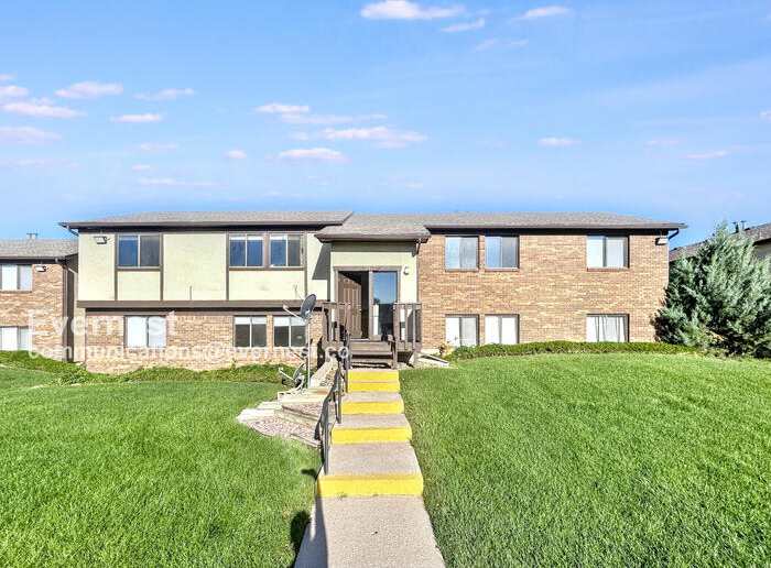 2617 East Uintah Street