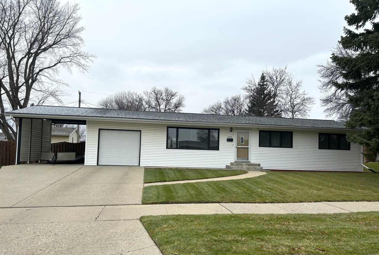 3 Bedroom, 1.5 Bathroom House