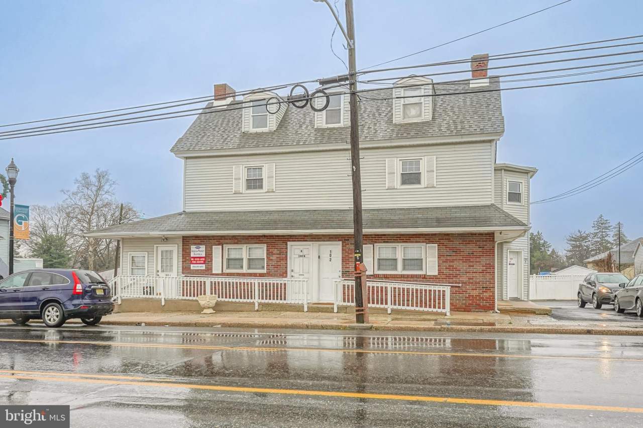 102 N BLACK HORSE Pike