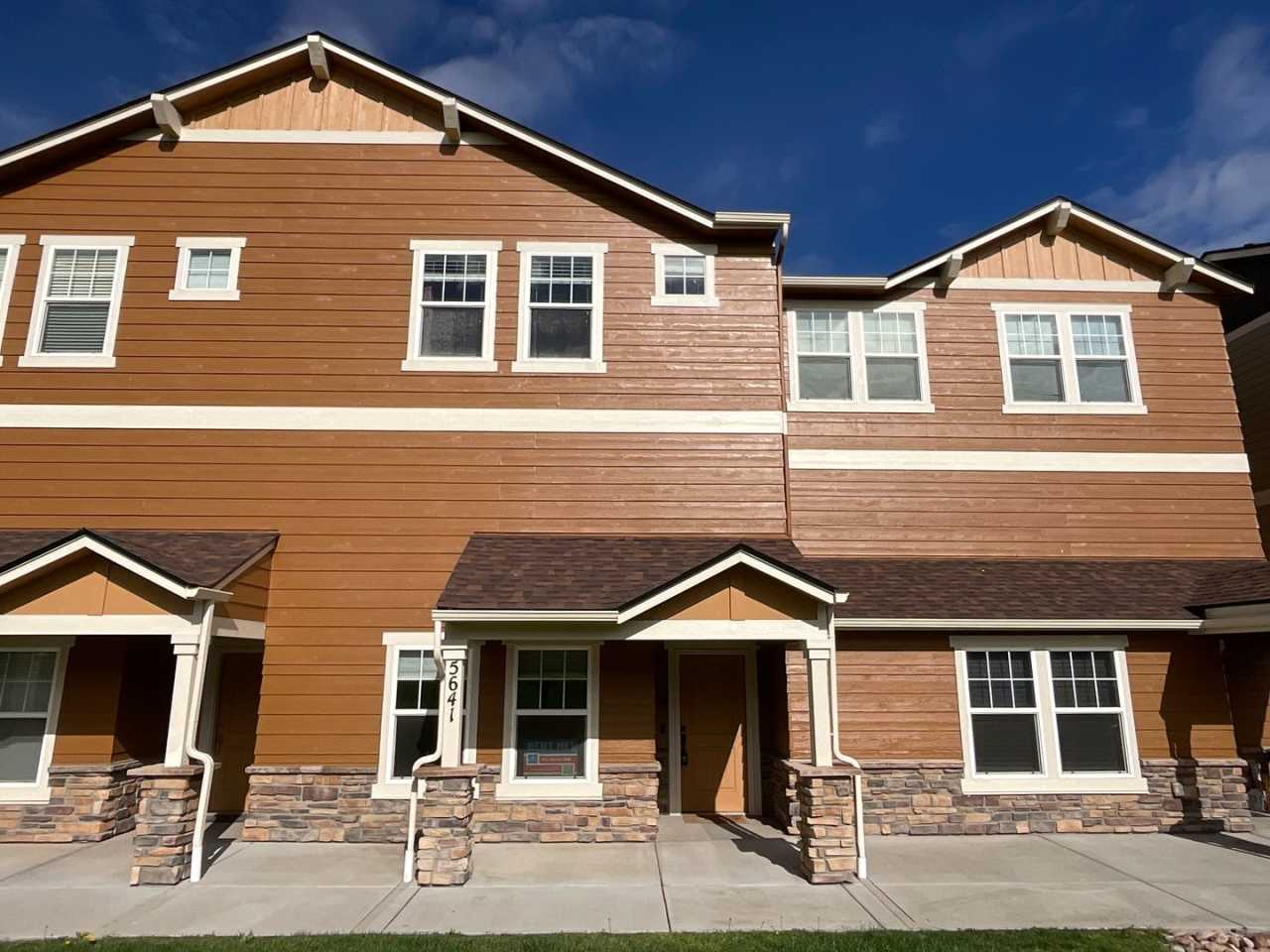 3 Bedroom Townhome Available Near Dublin Blvd  Bridle Pass Dr!
