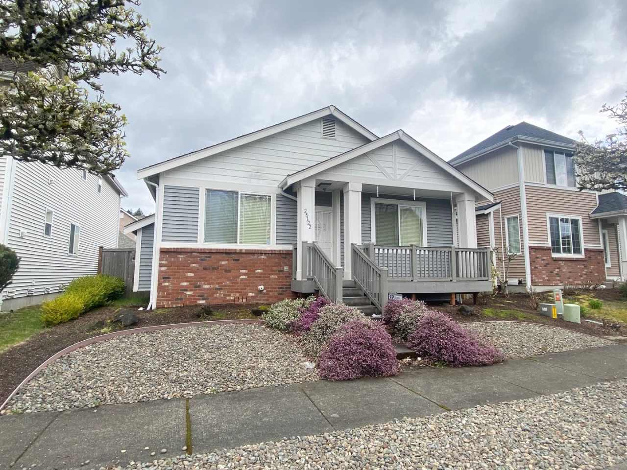 2 bedroom Maple Valley Rambler near Glacier park  Four Corners