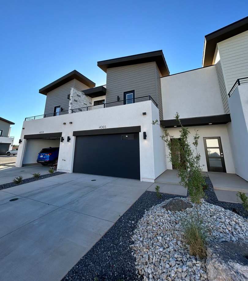 Almost New 3 bed, 2.5 bath, 2 car garage townhome for rent