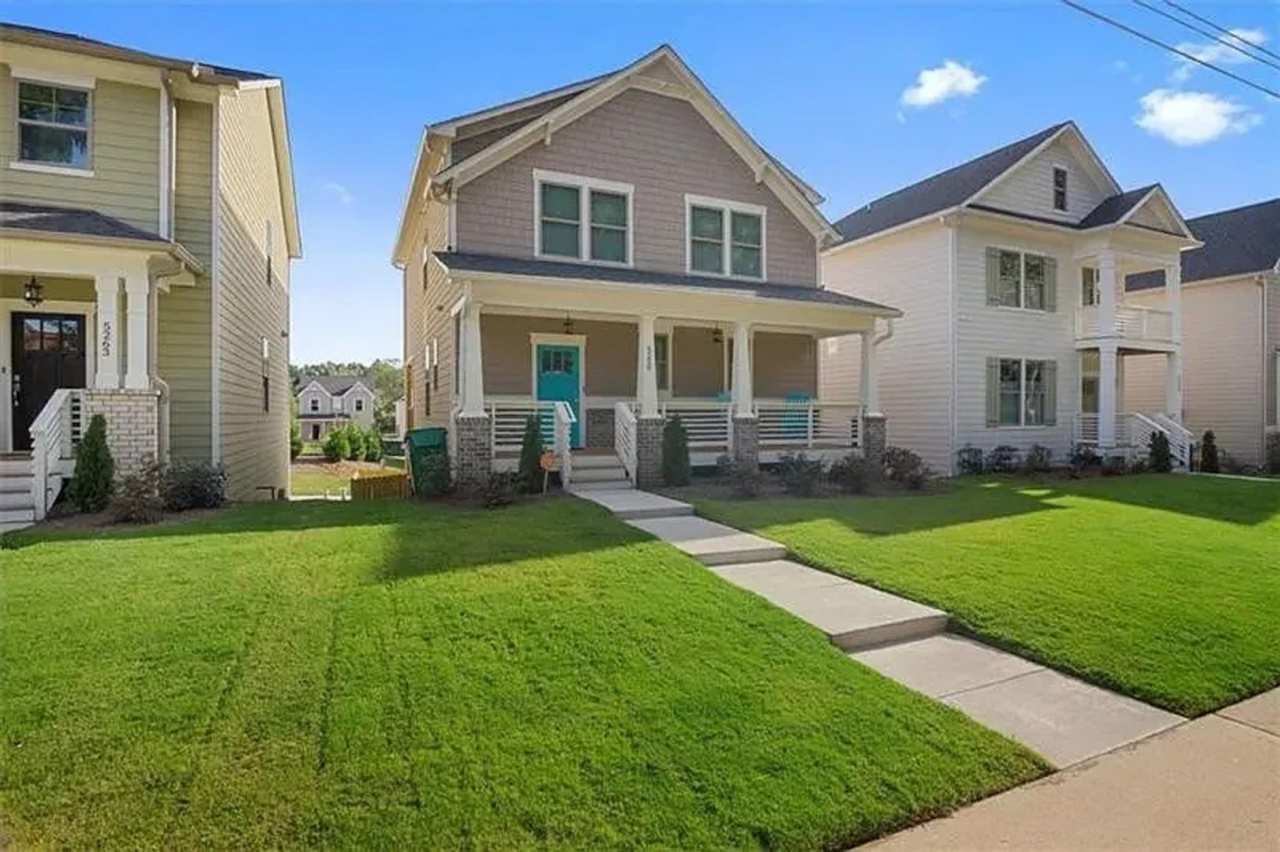 Charming 3BR House in Stone Mountain