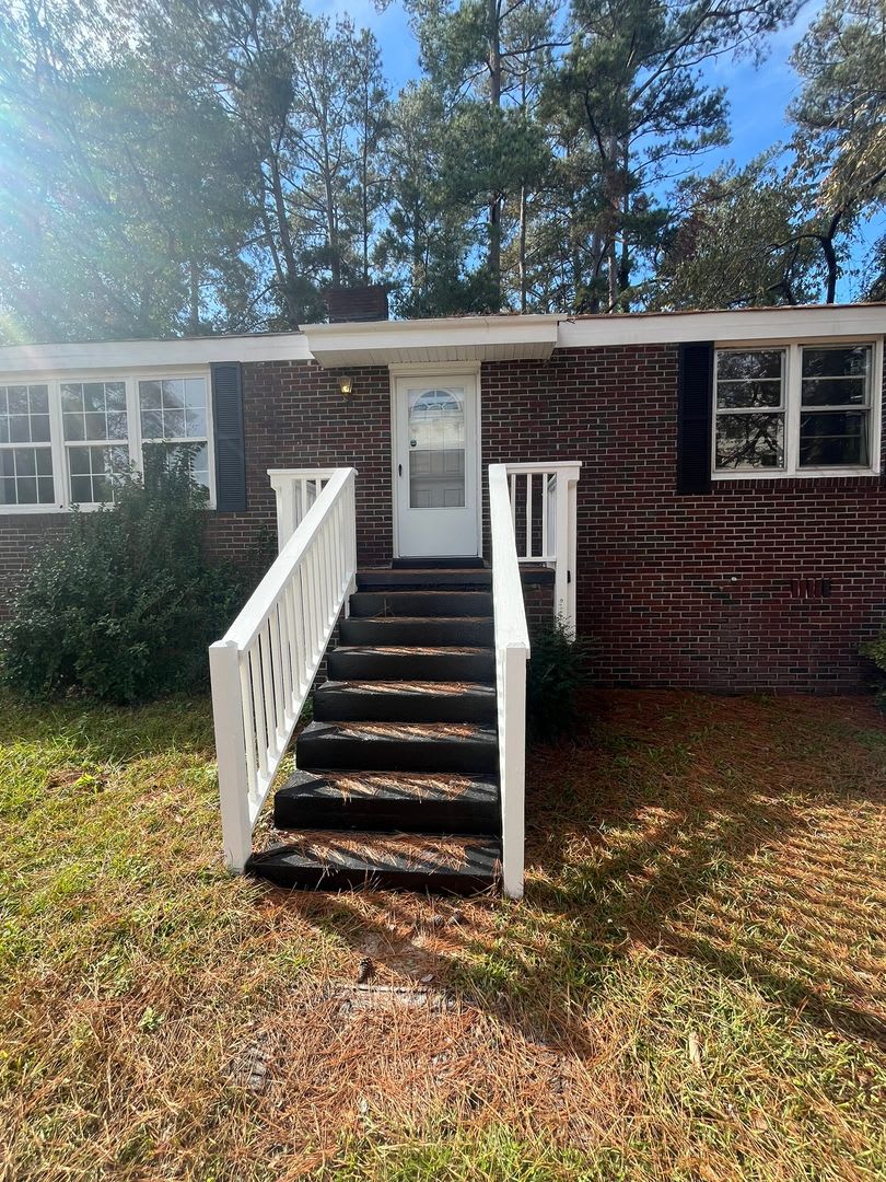 2BR/1BA in Forest Acres
