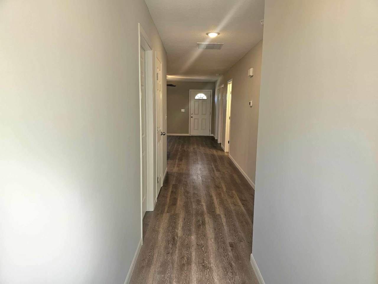 380-390 East Ford Street - 380 E FORD