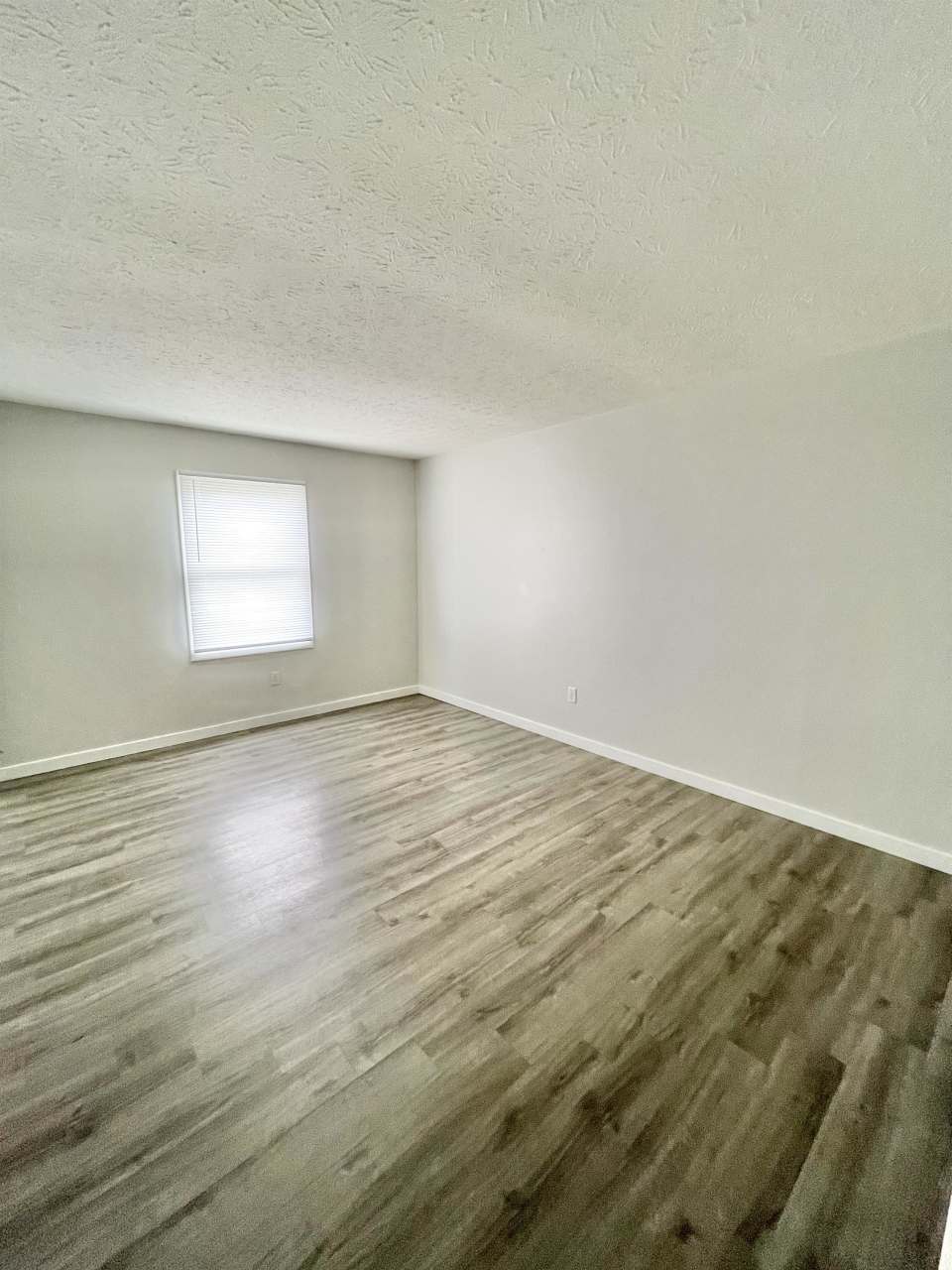 719 Deer Trail