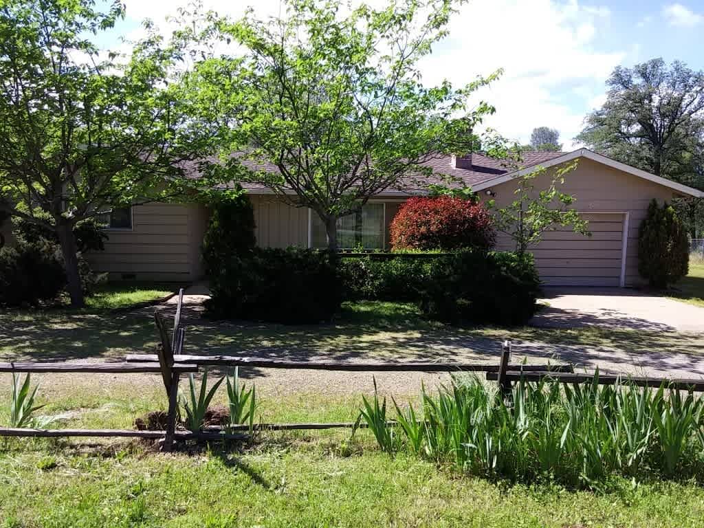 1 Acre of Property off Oasis Rd.