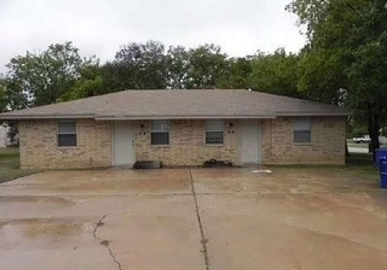 Beautiful 2 Bed / 1 Bath home in Copperas Cove - PROMO $750 first 3 months - Split deposit ($225 p/month)