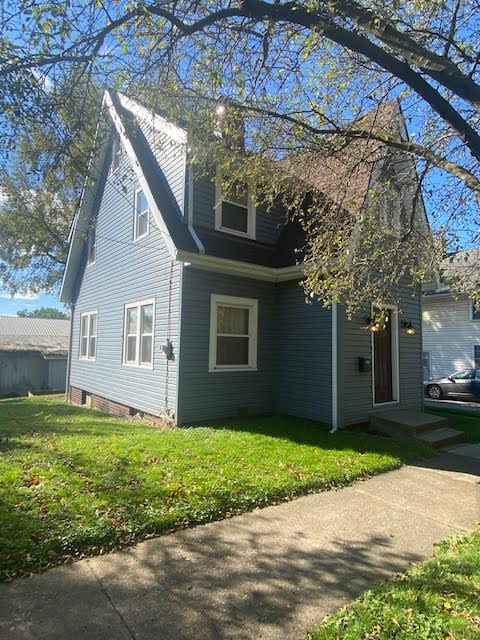 352 West South Street