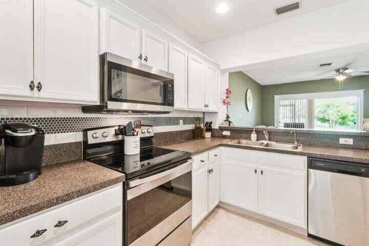 5032 Palmbrooke Circle