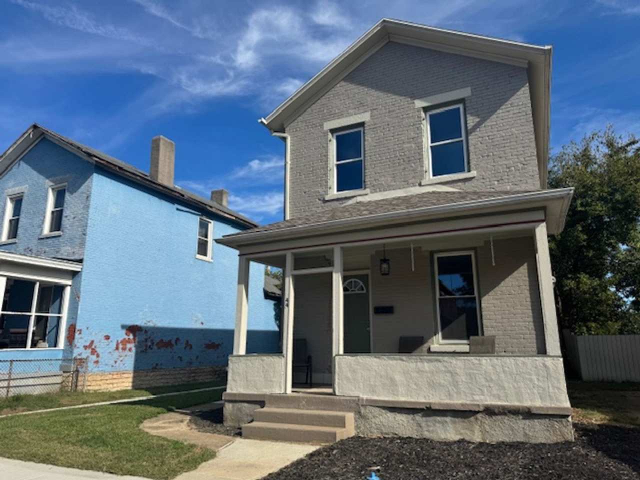 2 Bedroom 1 1/2 Bath Beautifully Renovated Home in Historic Huffman Area