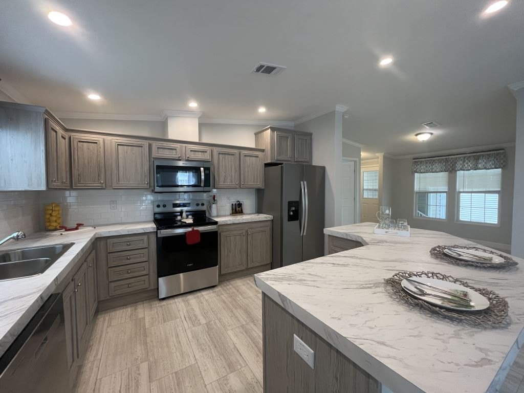 142 Bimini Cay Circle