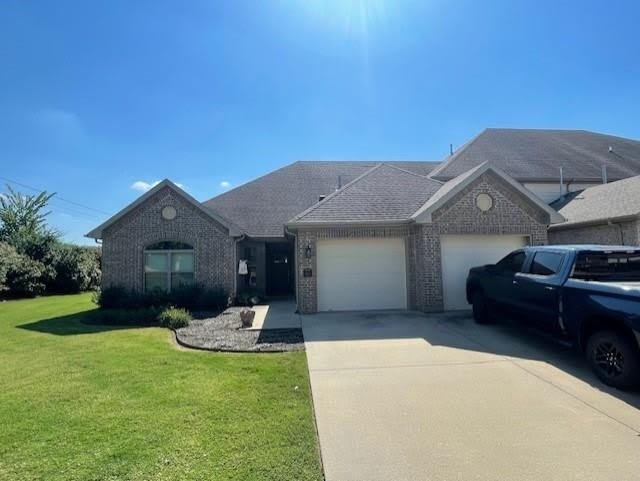 6615  W Valley View  RD