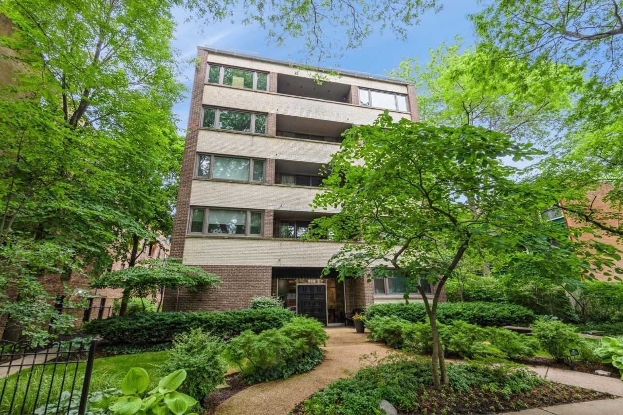 838 Michigan Avenue unit: 4C