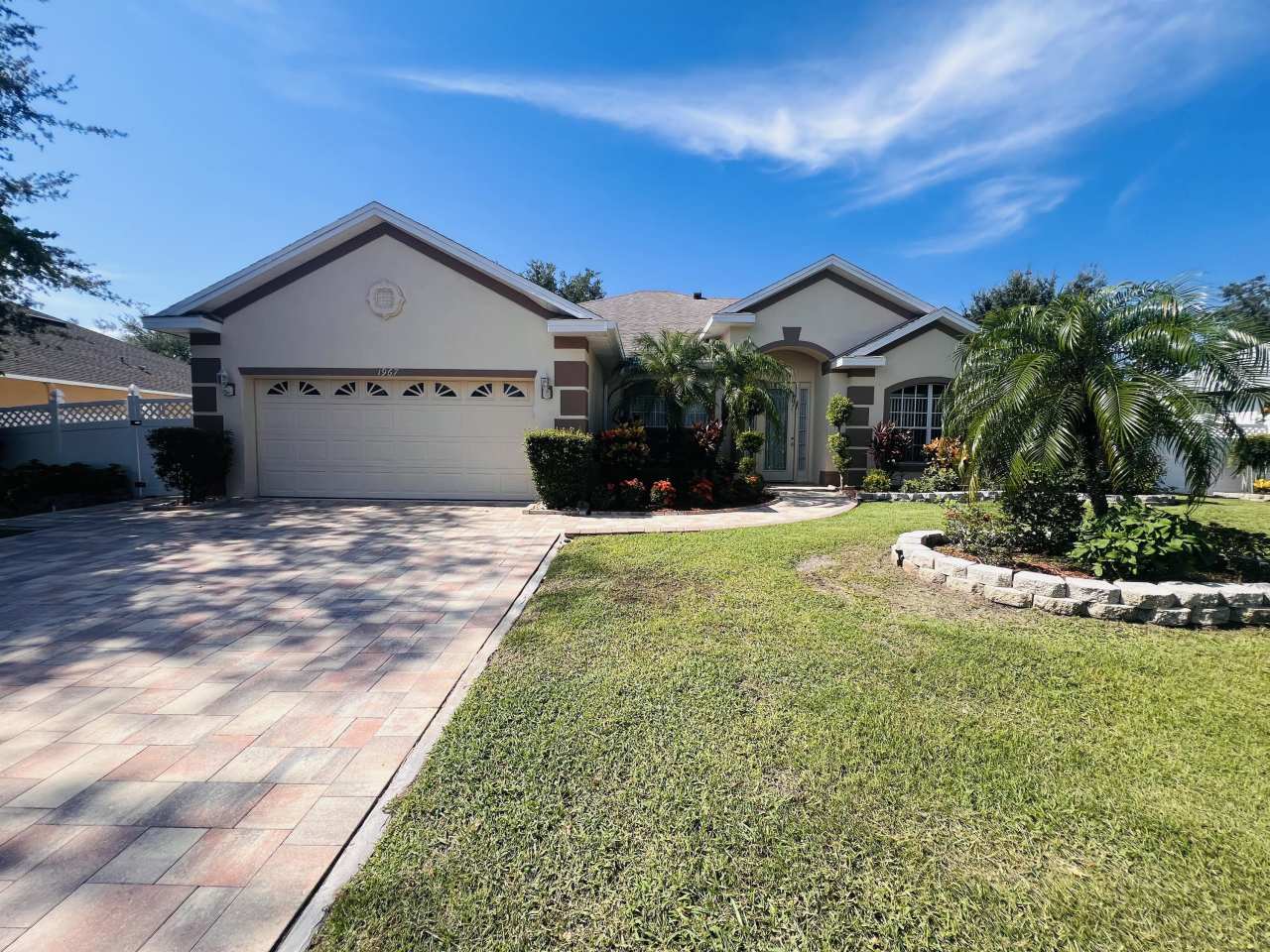 1967 Edinborough Place