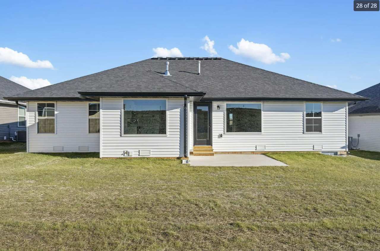 GORGEOUS 4 BED 2 BATH