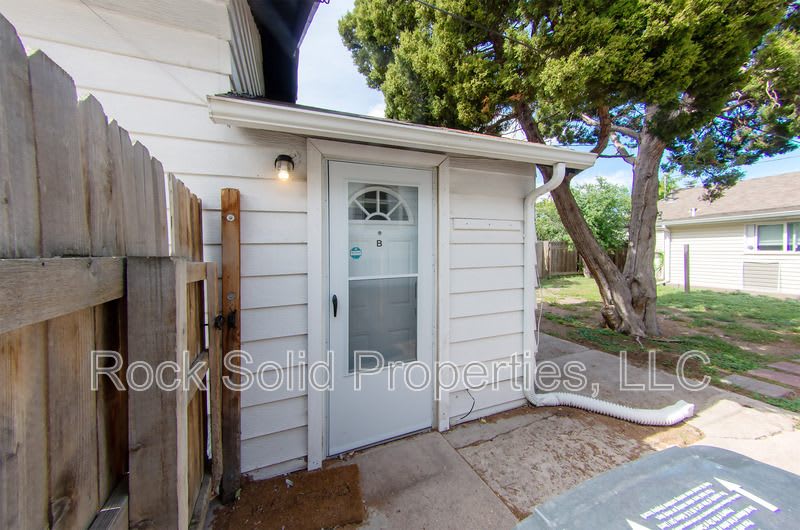 516 East 6th Street - B