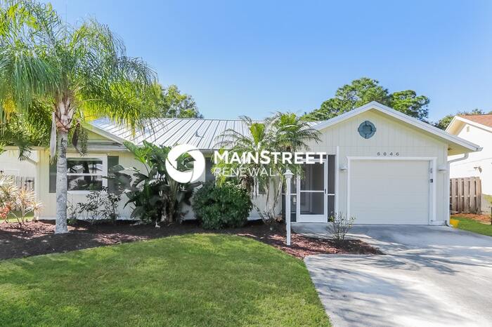 6846 Southeast Raintree Avenue