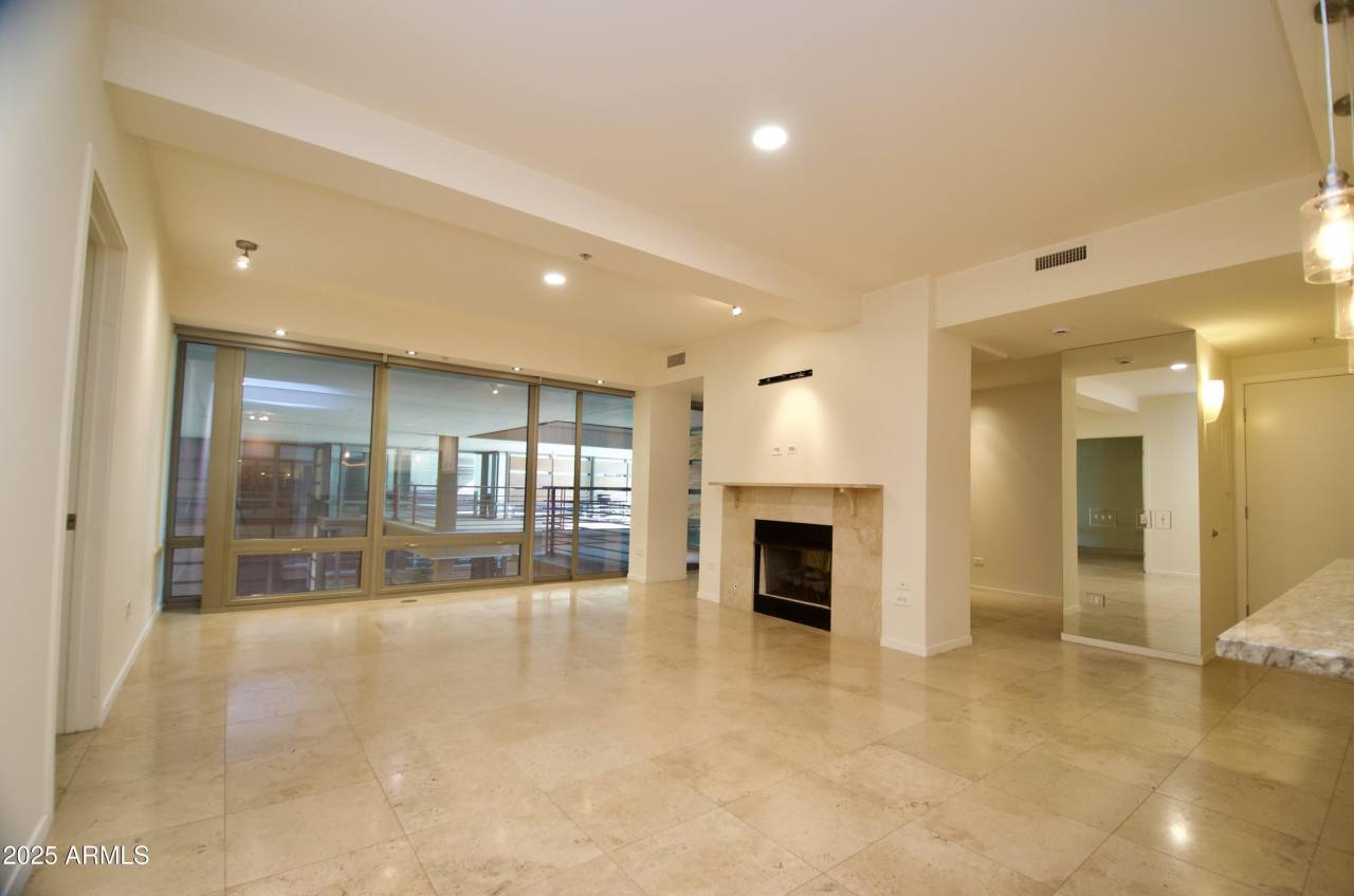 7147 E RANCHO VISTA Drive unit: 3010