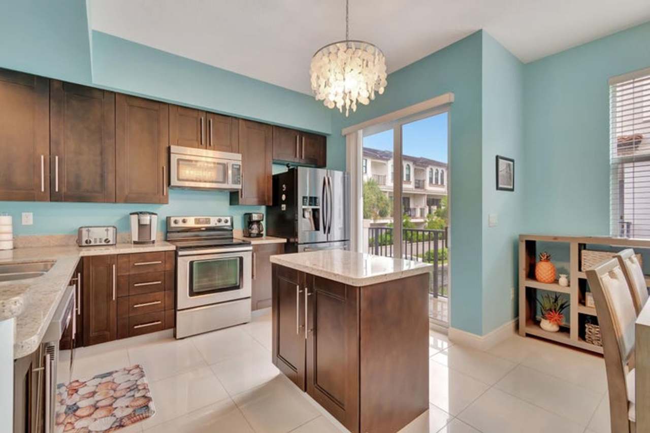 2682 N Federal Highway 16, Boynton Beach, FL 33435