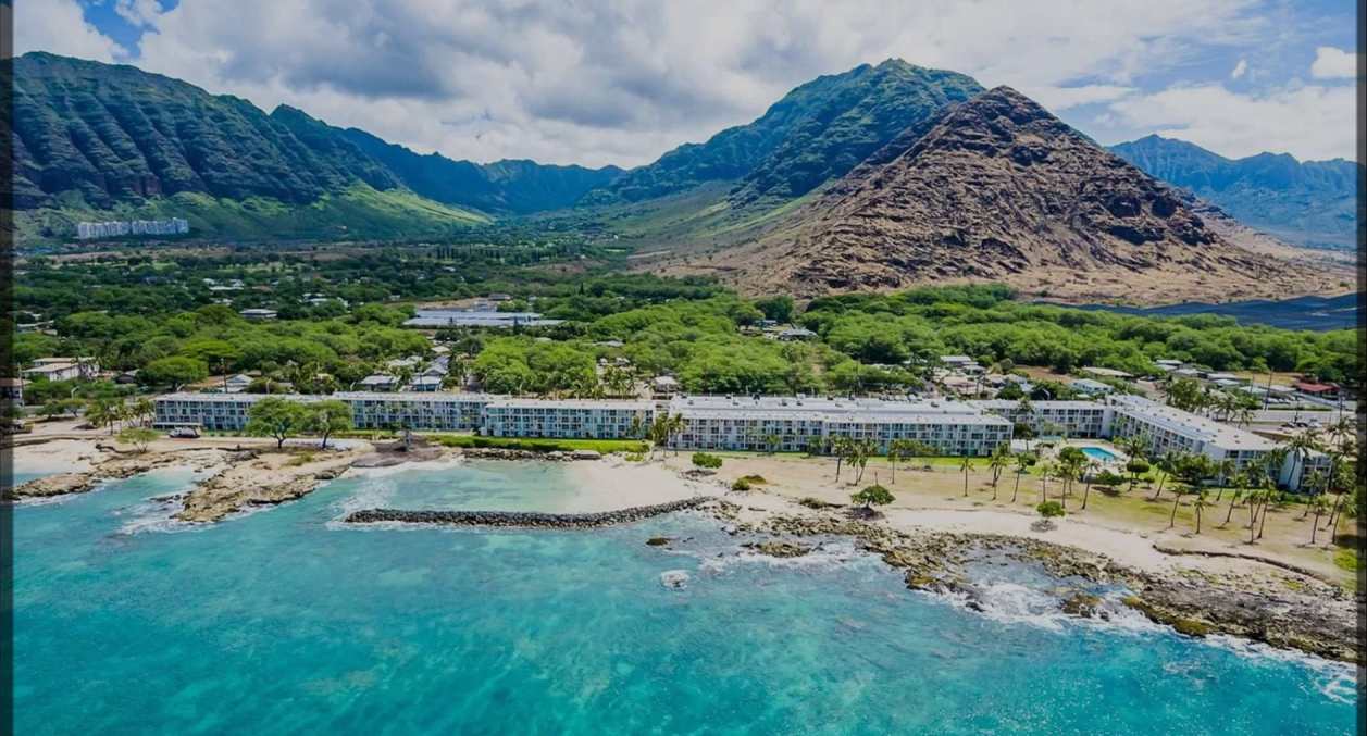 Available now! Ocean front 1/1/1 unit at Makaha Surfside