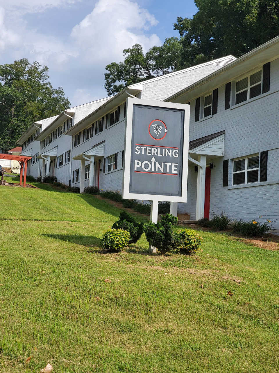 Sterling Pointe Apartments