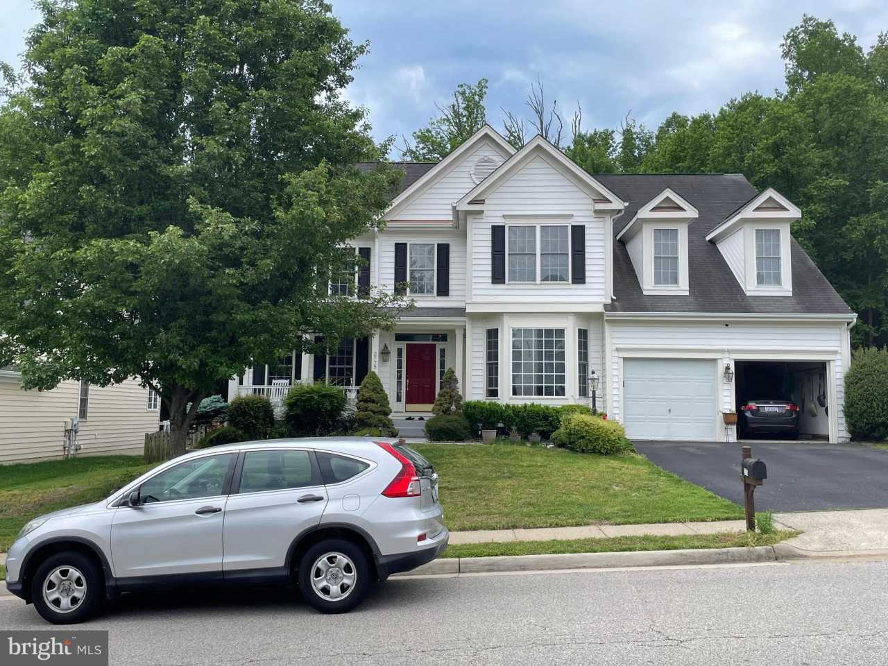 2775 BURROUGH HILL LANE