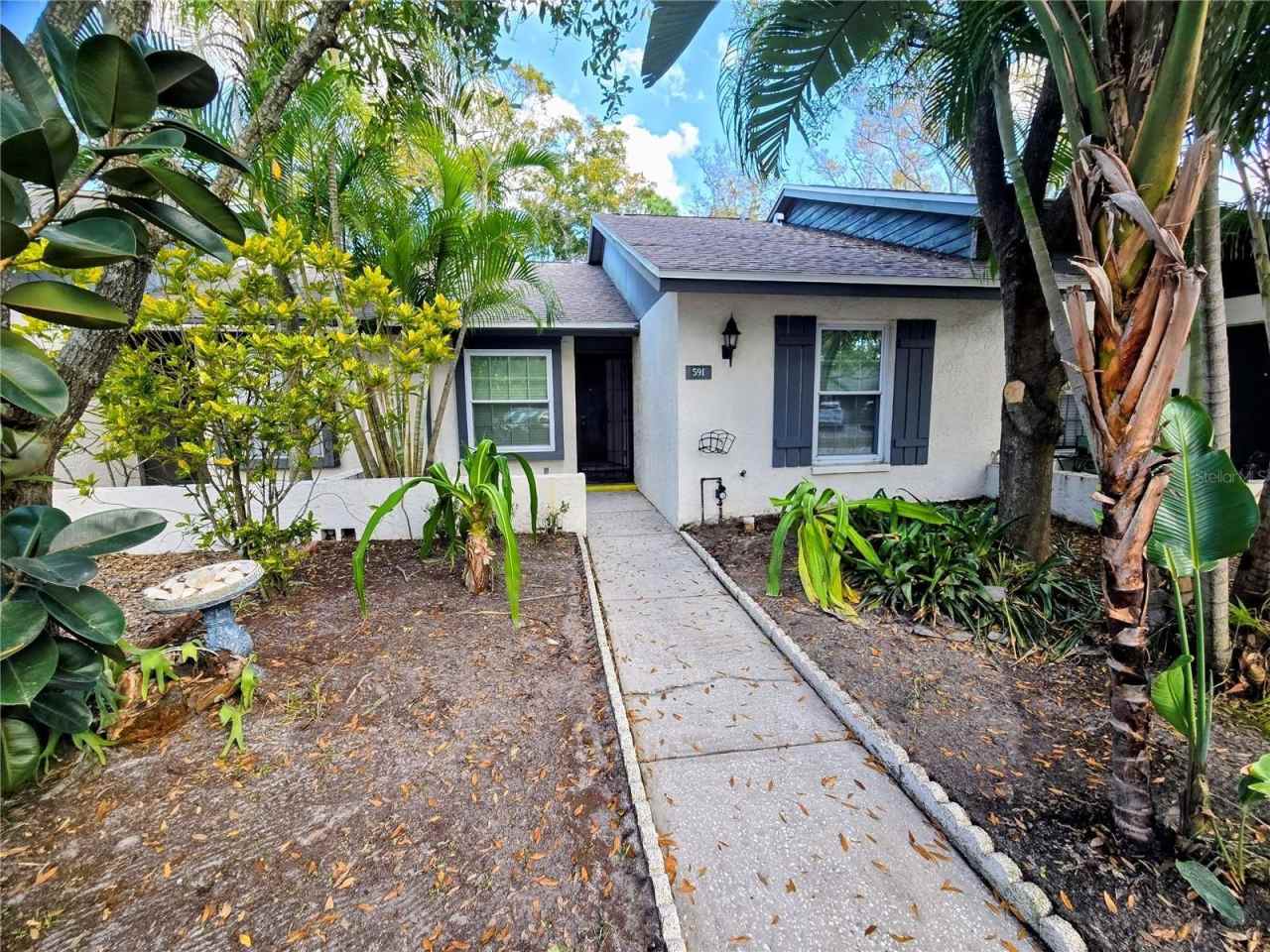 591 CAPISTRANO COURT