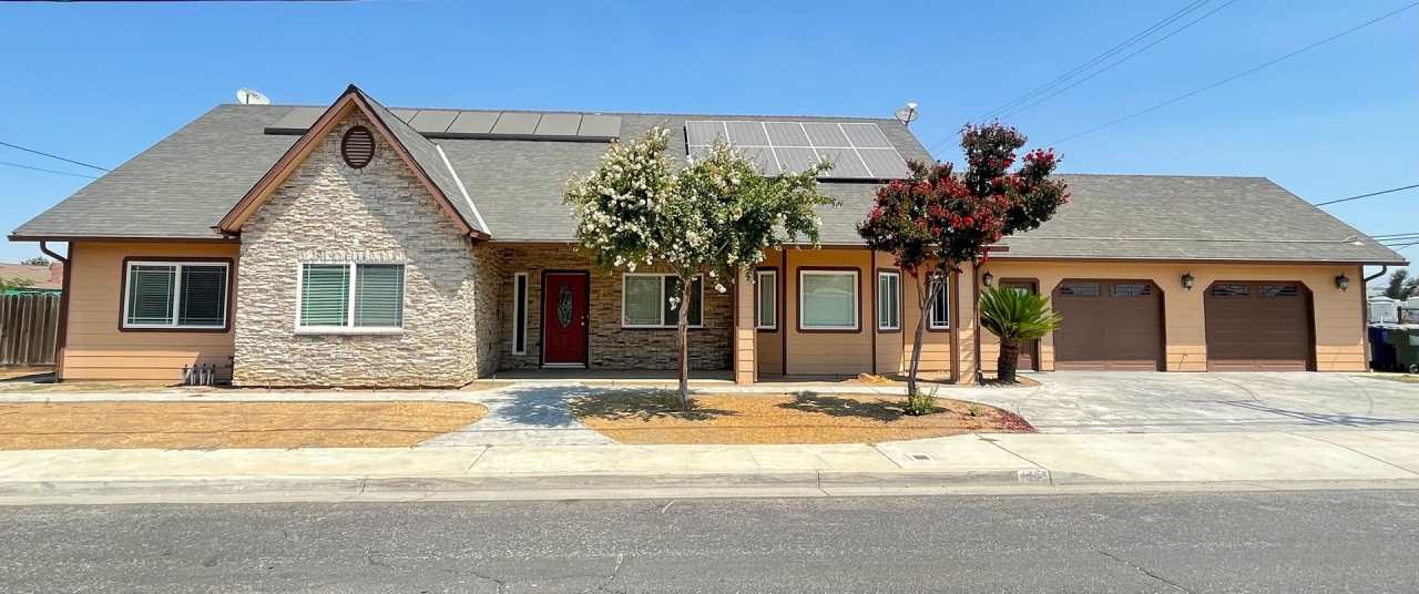 Clovis Dream Home with All the Bells  Whistles!