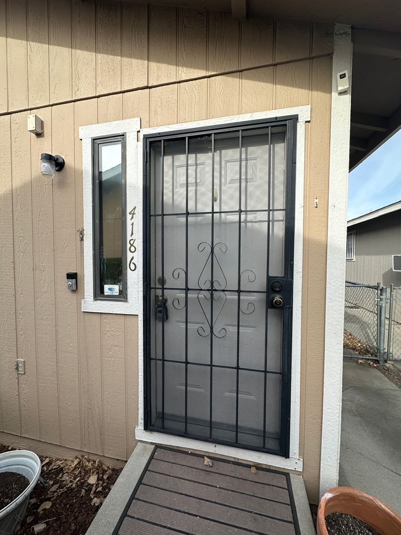 2 Bedroom Unit for Rent