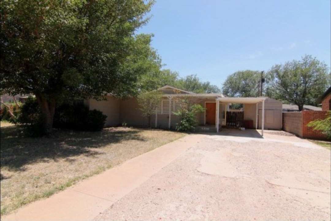 Pre Leasing for fall 2026!