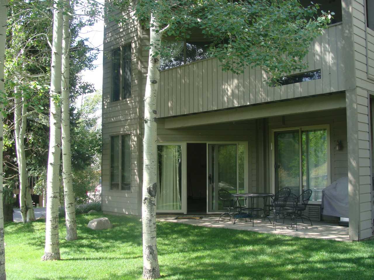 945 Red Sandstone Road