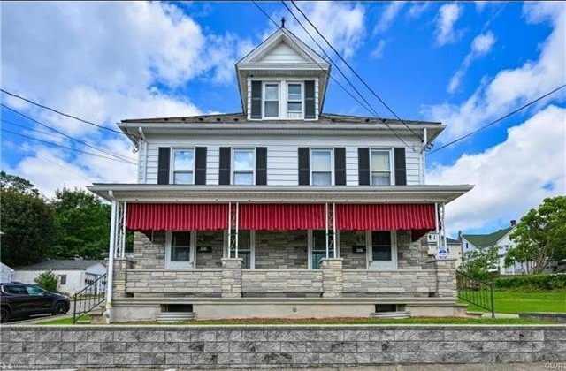 323 West Babbitt Street