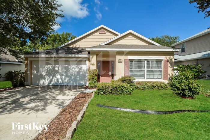 1242 Longville Circle