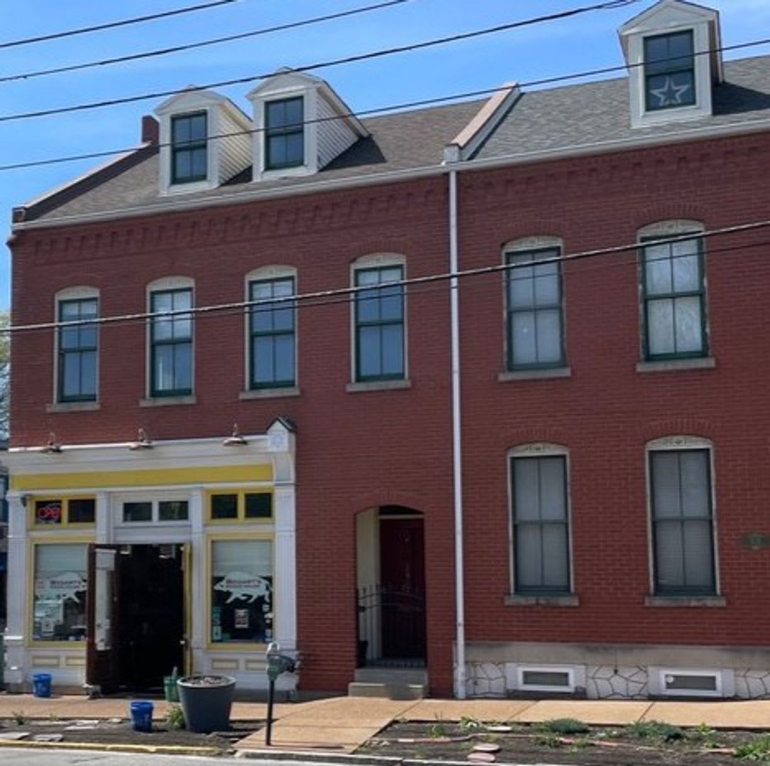 Must see 2 bed 2 bath!