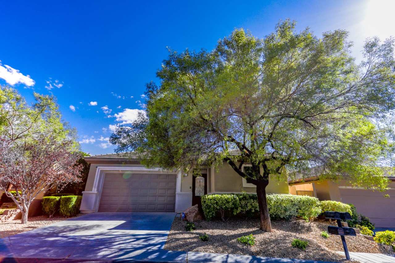 Anthem Country Club Beauty w/ Casita