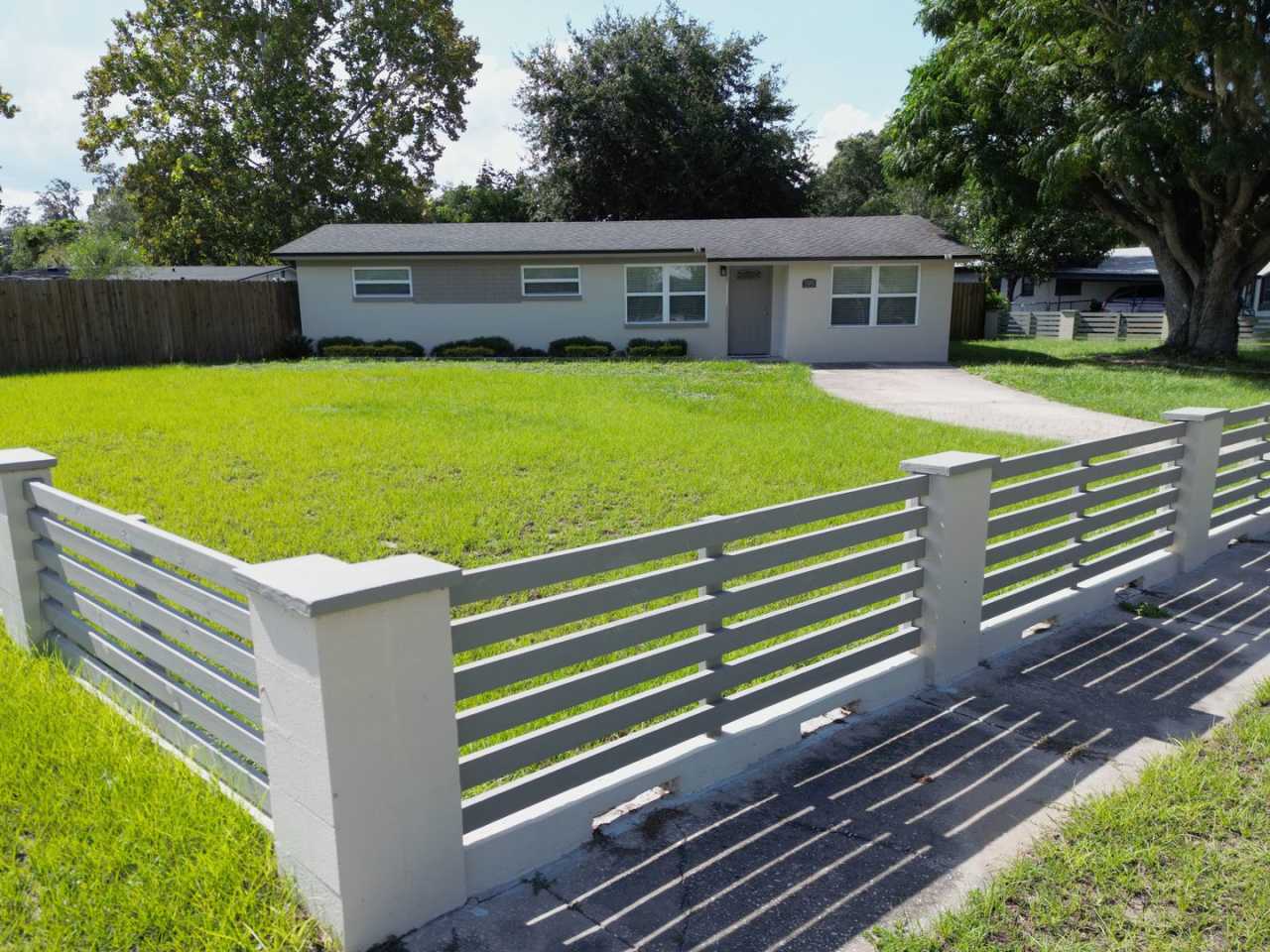 Charming 3/1 in desirable Orange Park Neighborhood!