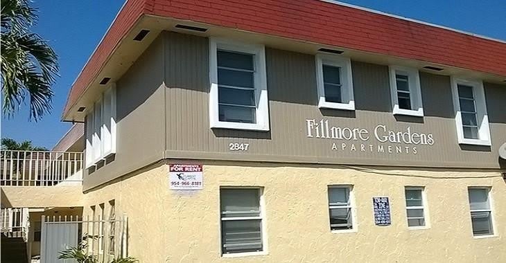 2851 Fillmore Street