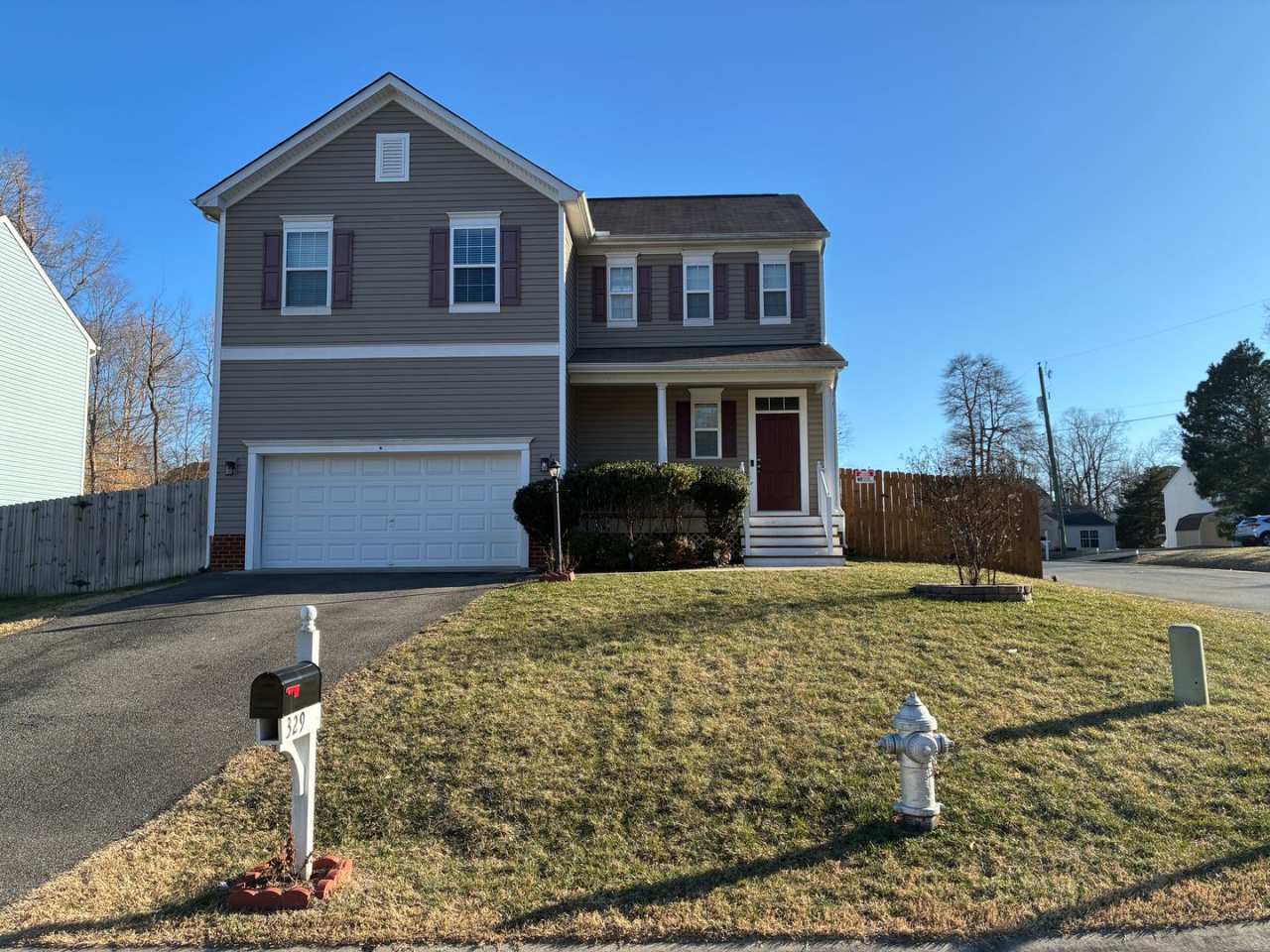 Beautiful Home in HUNTINGTON PLACE