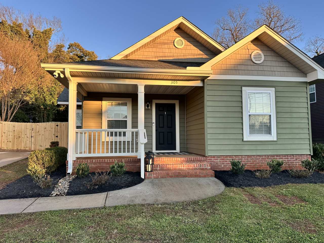 305 South Calhoun Street