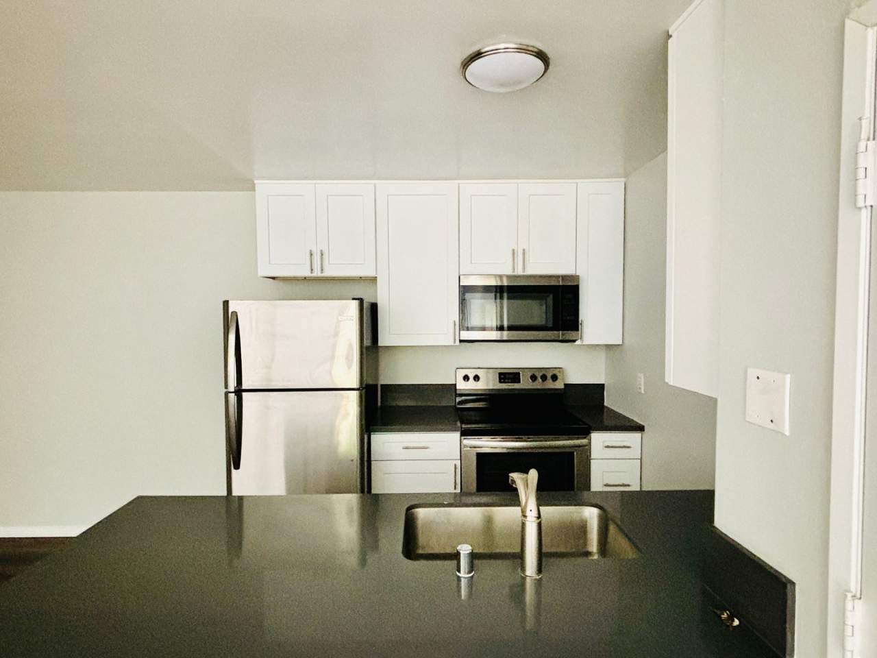 New Remodel! Modern 1 Bedroom 1 Bathroom Condo In Serra Mesa