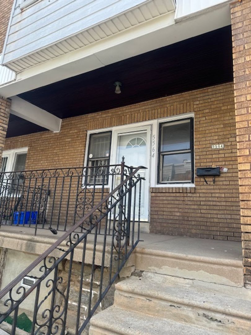 Front Porch Row - Oak Lane